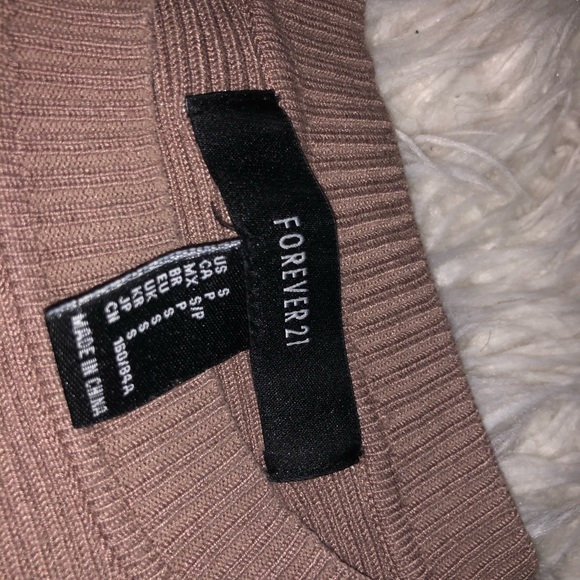 Forever 21 knit sweater - Picture 2 of 2